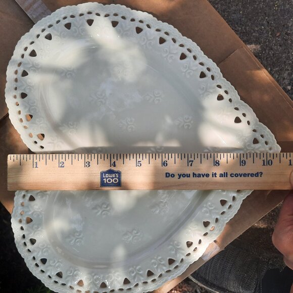 EUC Sky Mcghie Creamy Lace Heart Plate Platter 12" Fine Porcelain White STUNNING - Picture 7 of 7
